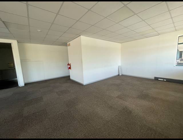 273M² OFFICE TO LET IN RIVONIA